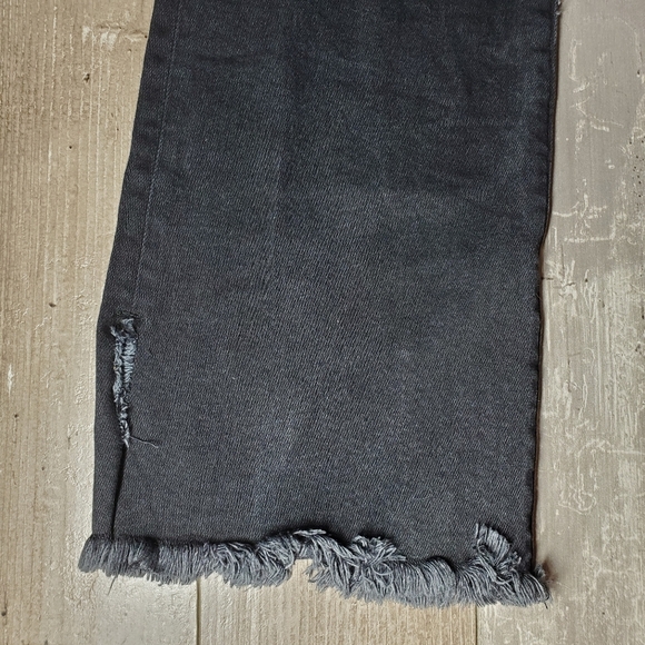 Abercrombie & Fitch Black High Rise Ankle Flare Denim Jeans Size 28 / 6R EUC - Picture 3 of 16